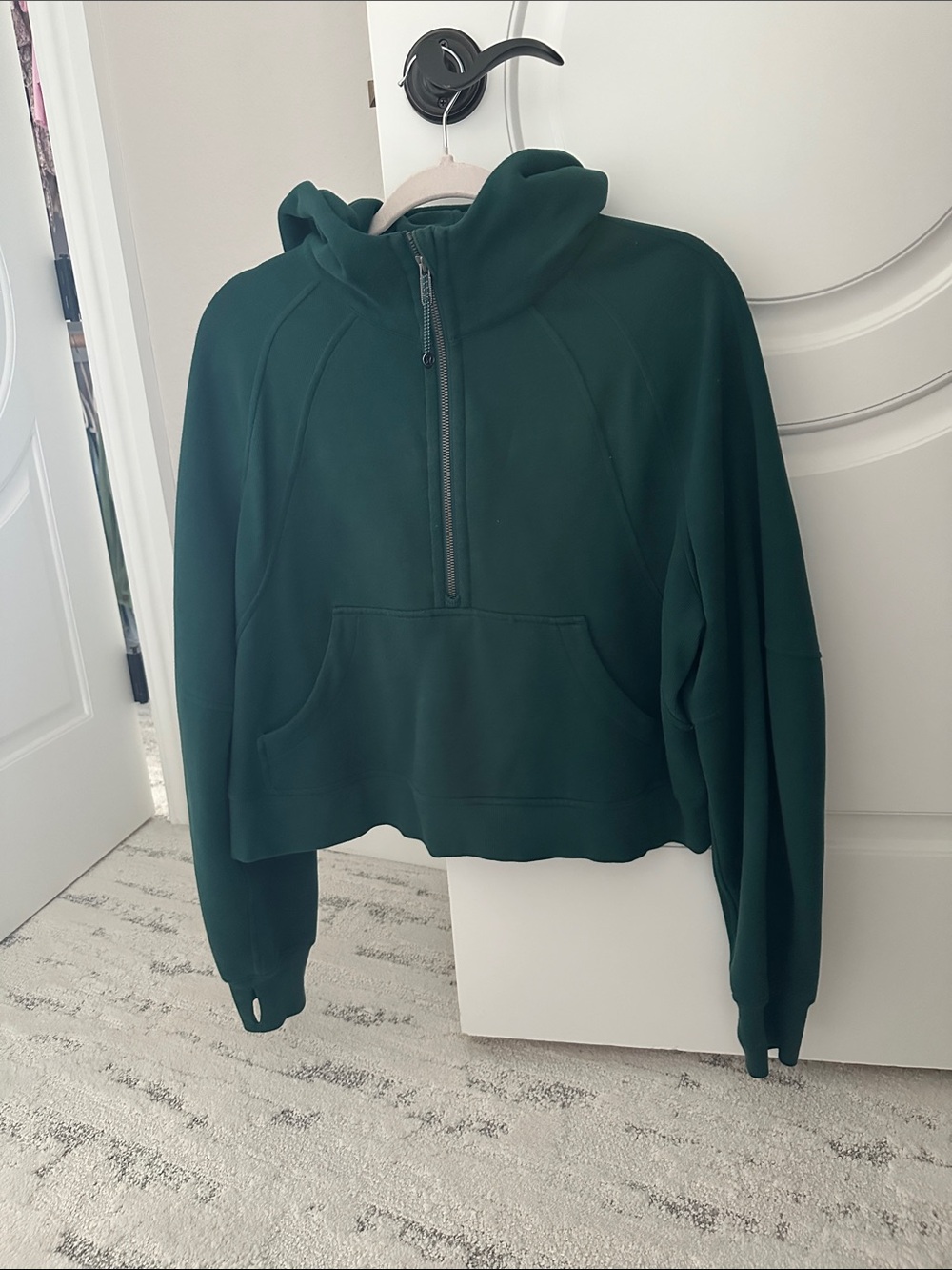 Lululemon Green M/L Scuba